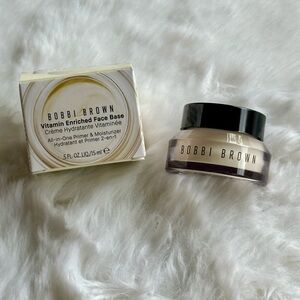 Bobbi Brown Cream Face Base